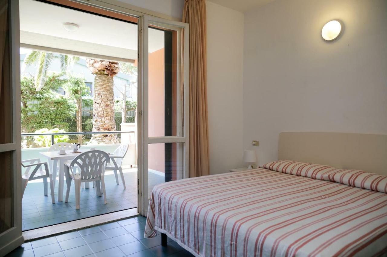 Appartamenti Maricampo By Helloelba Marina di Campo Exteriör bild